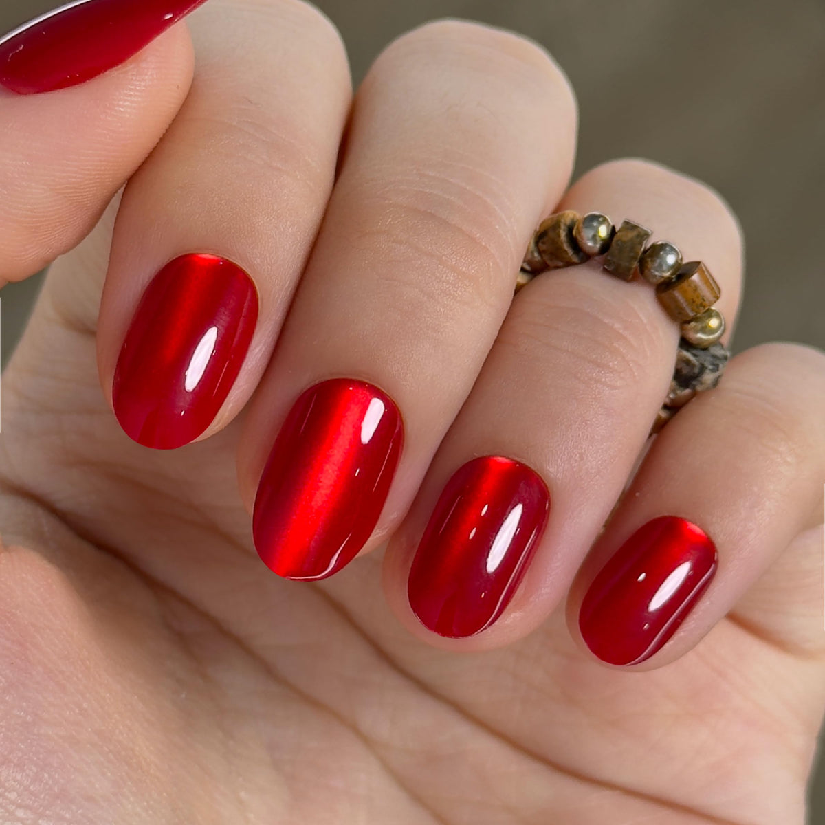 Faux ongles CurvLife Oval Rouge Luxe 30 pièces, vue de face