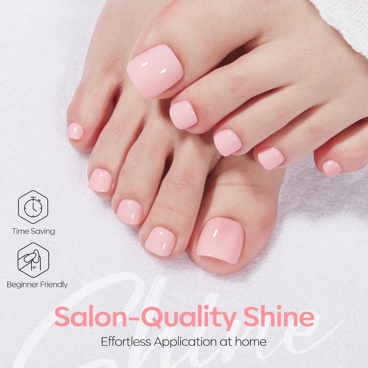 Faux ongles de pieds rose pâle dans leur boîtier de rangement