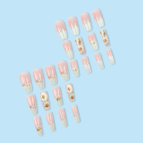 Faux ongles juggssa longs avec finition brillante, couleur rose