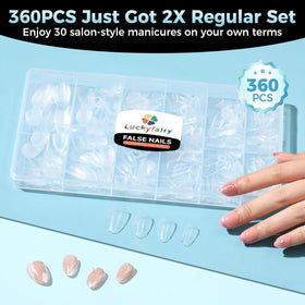 Faux ongles Luckyfairy extra courts à côté d'outils de manucure