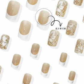 faux ongles press on avec design élégant