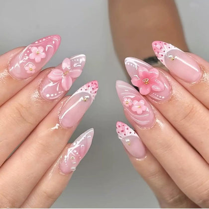 Faux ongles press on CTTHNBD roses avec design floral, vue de face
