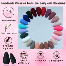 Faux ongles press on en noir et blanc avec accessoires