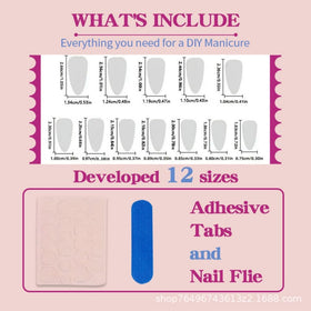 Faux ongles press-on en rose glossy sur fond neutre