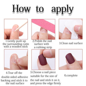 Faux ongles press-on en utilisation dans un cadre de fête