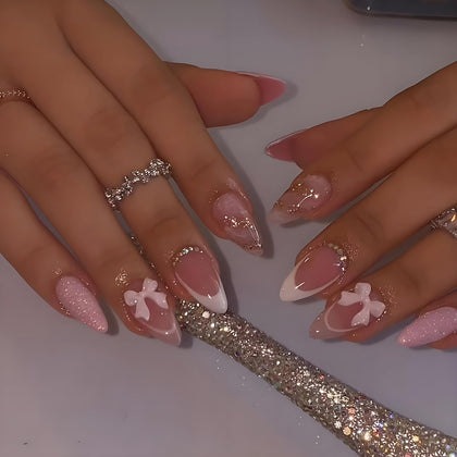 Faux ongles presse LPOODDNU rose avec designs strass