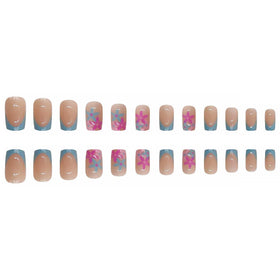 Faux ongles pressés DZPGUONIZ dans l'emballage