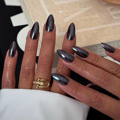 Faux ongles pressés noirs en amande CTTHNBD, vue de face