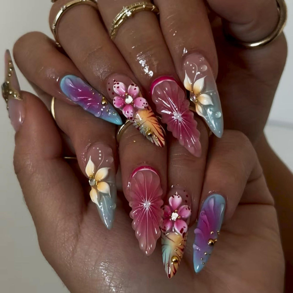 Faux Ongles SEENEEY Ombre Fleur avant avec design élégant