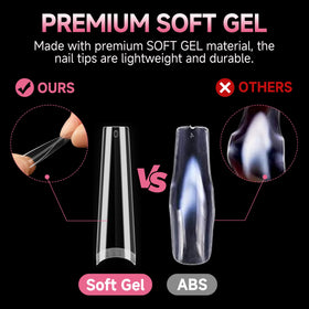 Faux ongles UNA GELLA sur une main avec vernis