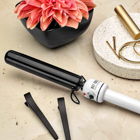 Fer à friser HOT TOOLS avec cordon rotatif de 8 pieds