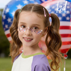 Fête du 4 juillet avec des enfants utilisant le gel paillettes