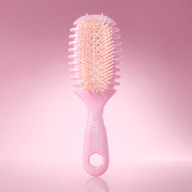 FHI Heat UNbrush brosse démêlante en situation de coiffage