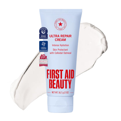 First Aid Beauty Ultra Repair Cream 68g vue avant avec texture fouettée
