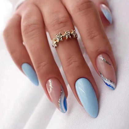 FJSMTOPl faux ongles press-on bleus, vue de face