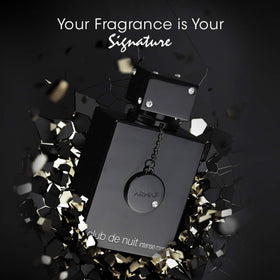 Flacon d'ARMAF Club De Nuit Intense 100 ml sur un fond neutre