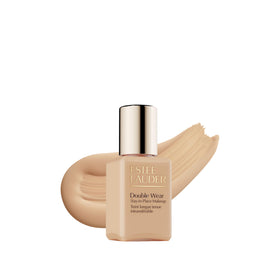 Flacon de Estée Lauder fond de teint Double Wear 2W2 Rattan vue avant