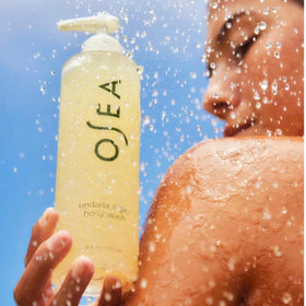 Flacon de gel douche OSEA avec gouttes d'eau