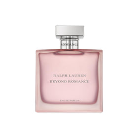 Flacon de l'Eau de Parfum Beyond Romance de RALPH LAUREN, modèle rose givré