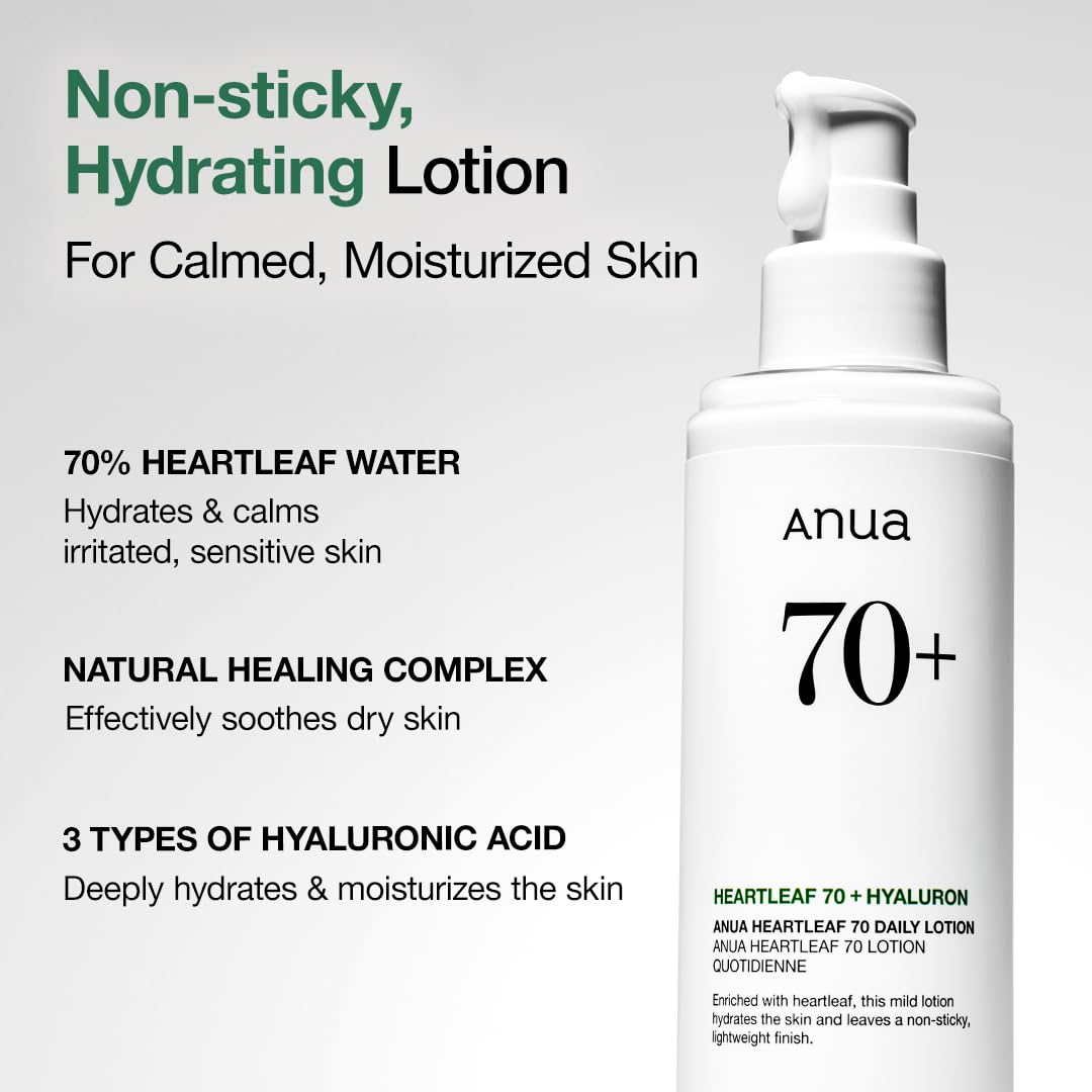 Flacon de lotion ANUA sur une surface en bois