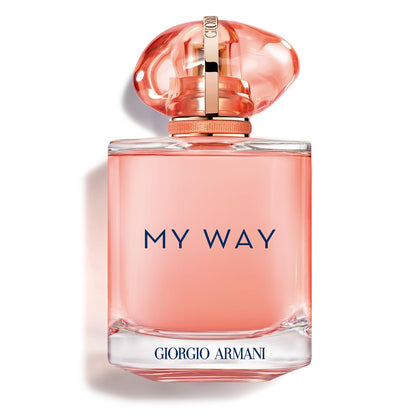 Flacon de My Way Ylang Eau de Parfum d'Armani Beauty, vue avant avec étiquette corail