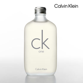 Flacon de parfum Calvin Klein Ck One 1,7 fl oz avec étiquette