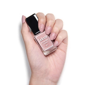 Flacon de vernis à ongles LONDONTOWN avec étiquette visible