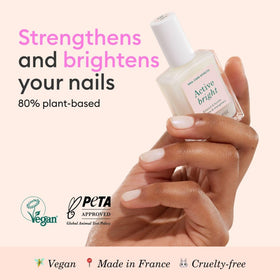 Flacon de vernis Manucurist Active Bright avec étiquette