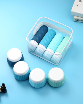 Flacon en silicone Mrsdry en action lors d'un voyage