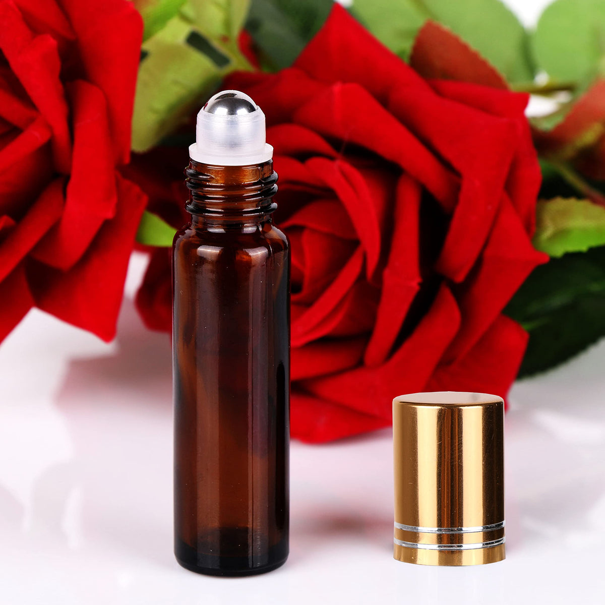 Flacon roll-on d'inice avec bouchon en aluminium et bille en acier inoxydable