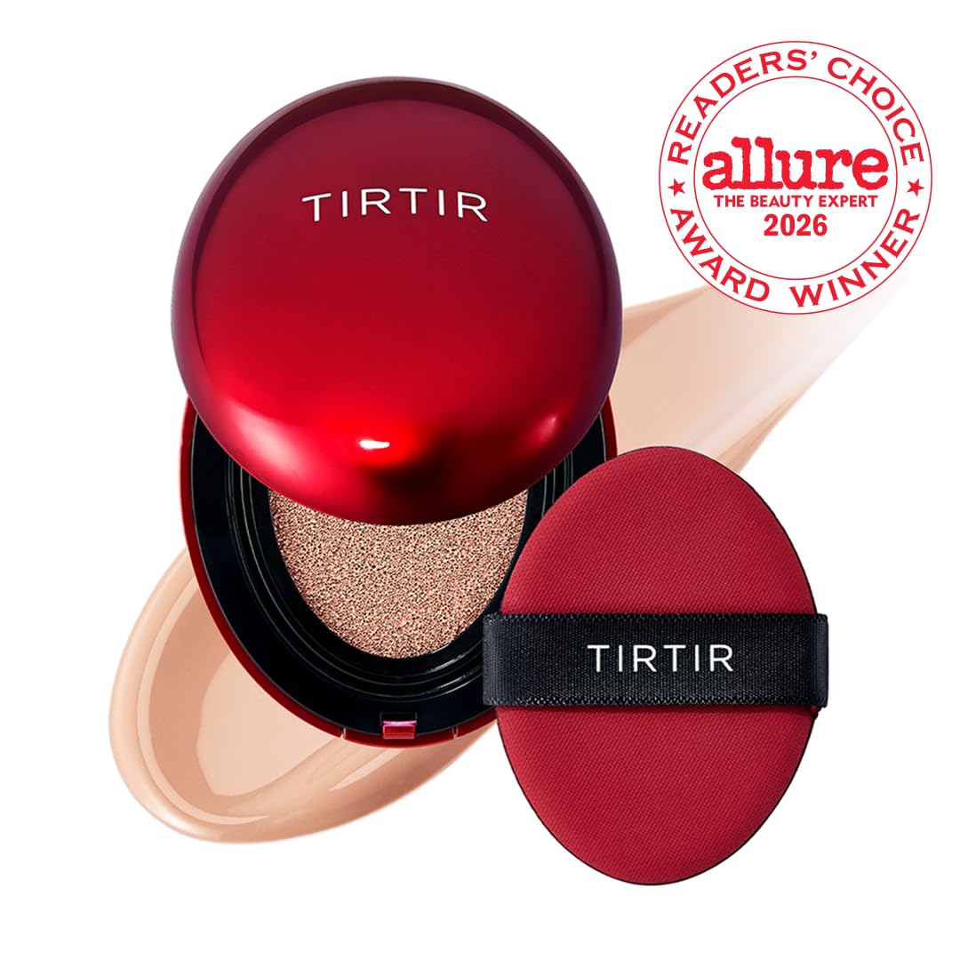 Fond de teint cushion TIRTIR rouge applicateur et produit en gros plan