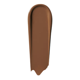 Fond de teint e.l.f. Soft Glam application sur peau