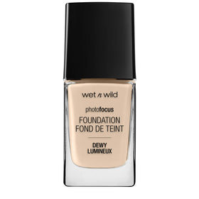Fond de Teint Hydratant Nude Ivory wet n wild packaging
