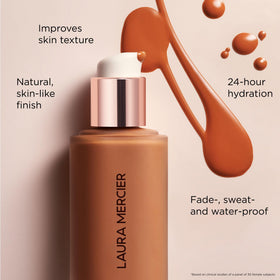 Fond de teint liquide Laura Mercier 1C1 Cool Vanille avec accessoires de maquillage