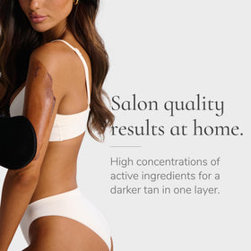 Gant applicateur du kit Loving Tan, conçu pour une application facile