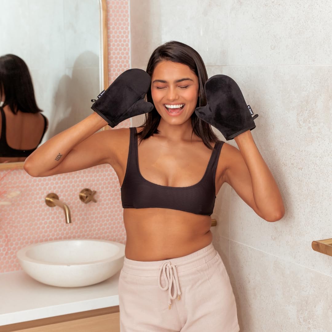 Gant B.TAN sur fond neutre, montrant sa taille