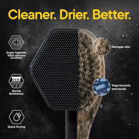 Gant de bain TOOLETRIES en silicone dans un cadre de douche