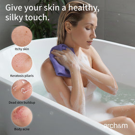 Gant exfoliant ARCH&M utilisé dans la douche
