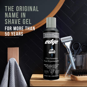 Gel à raser Edge pour hommes, 6 pack sur une surface