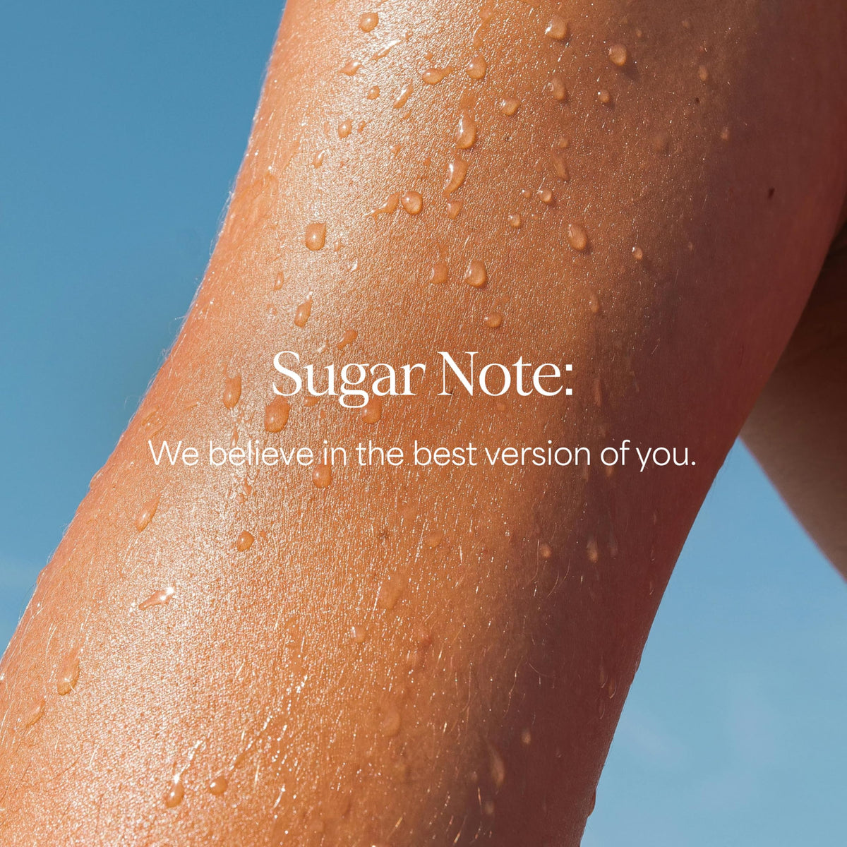 Gel douche au citron RAW SUGAR dans une salle de bain