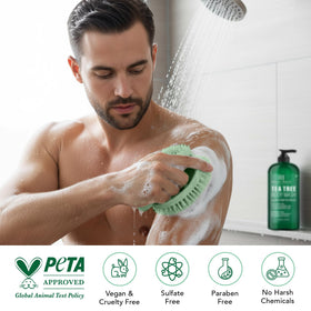 Gel douche au thé vert avec mousse sur une éponge