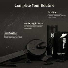 Gel douche Black Wolf sur plan de travail avec accessoires de bain