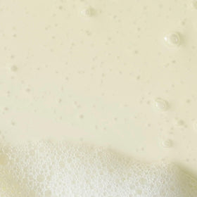 Gel douche Bliss Soapy Suds avec mousse sur la peau