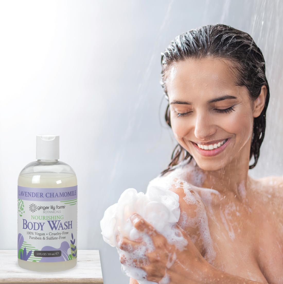 Gel douche Lavande Camomille Ginger Lily Farms avec fleurs de lavande