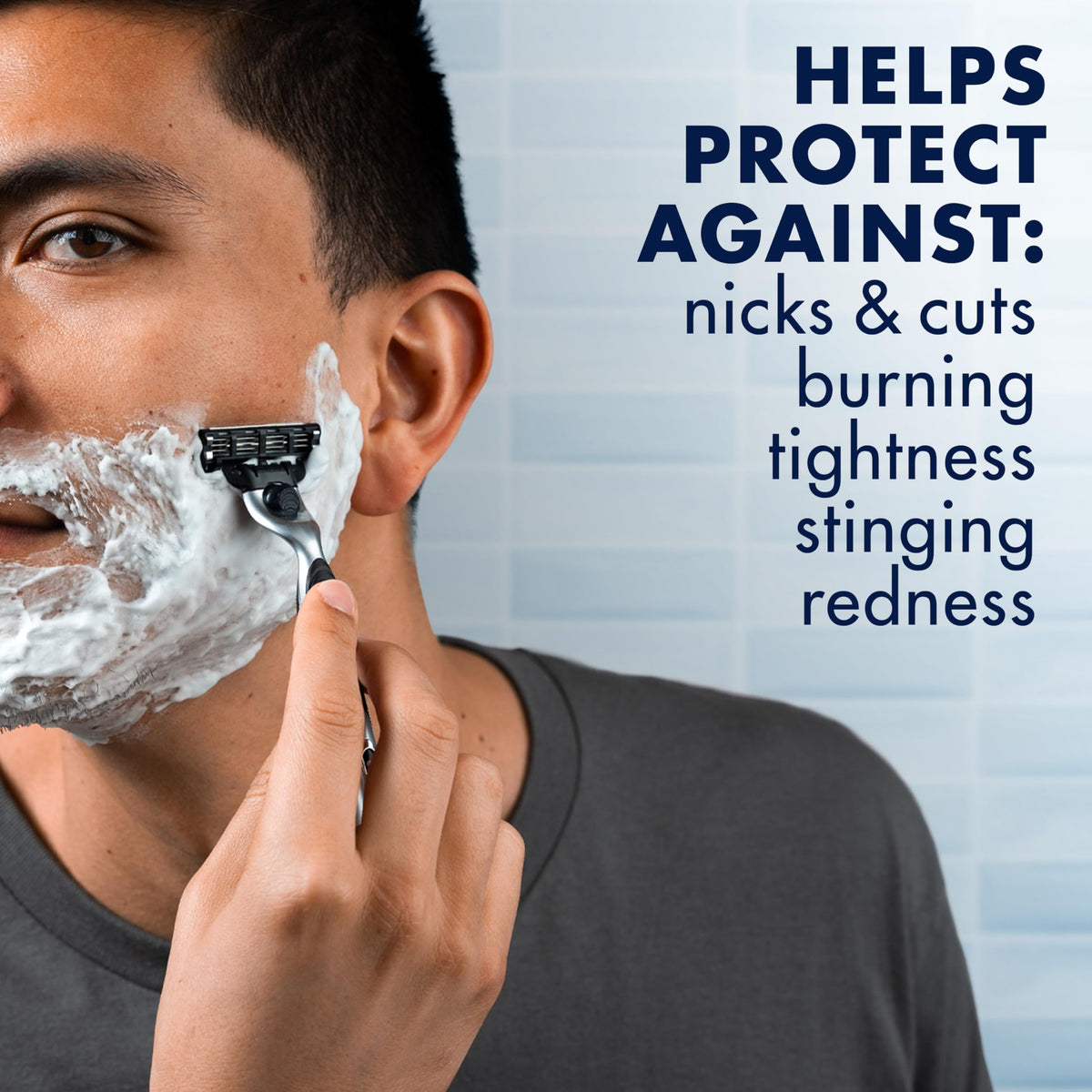 Gillette Gel à Raser 3X Action, détail de l'emballage sans rouille