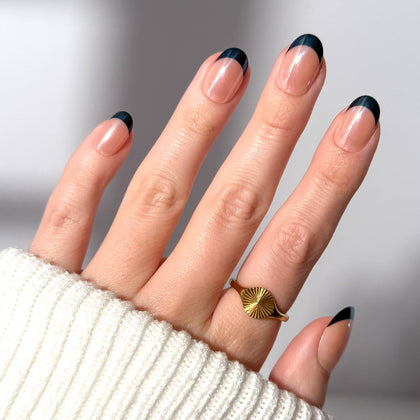 Glamnetic Faux Ongles Press-On Courts Ronds avec finition glacée