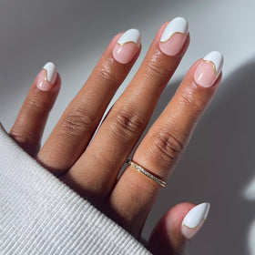 Glamnetic faux ongles press-on oval courts avec finition glossy