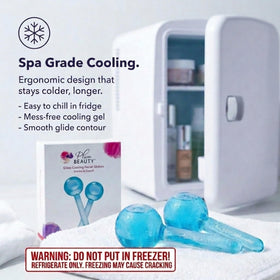 Globes de massage Plum Beauty sur un fond blanc