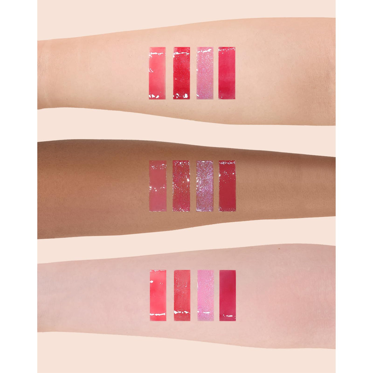 Gloss à Lèvres Glowy Rococo en utilisation sur les lèvres