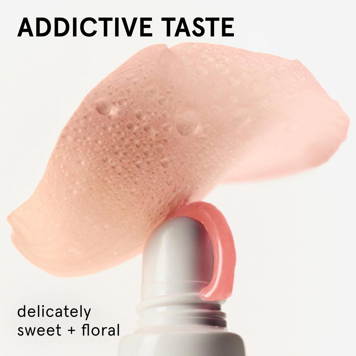 Glossier Balm Dotcom Rose Pink Tinte application sur lèvres
